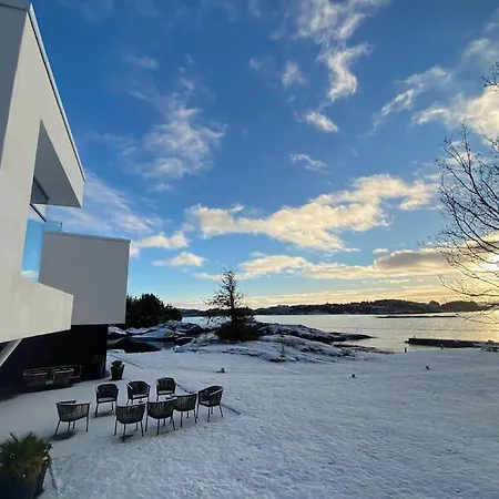 Unique By The Norwegian Coast. Private بيت للعطل *