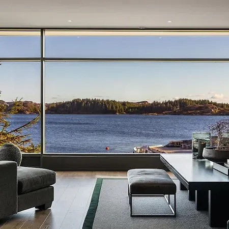 Unique By The Norwegian Coast. Private بيت للعطل Lokoy