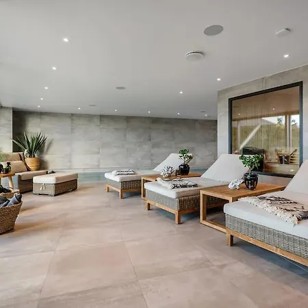 Unique By The Norwegian Coast. Private بيت للعطل Lokoy